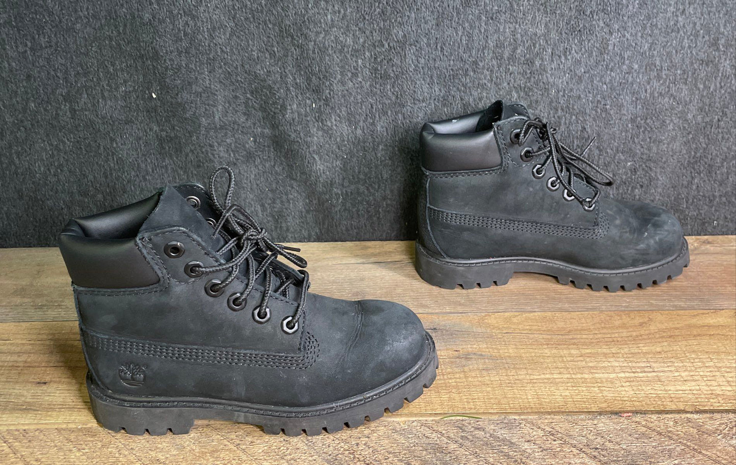 Timberland Premium 6-Inch Black Nubuck Kids Waterproof Boots Size 11