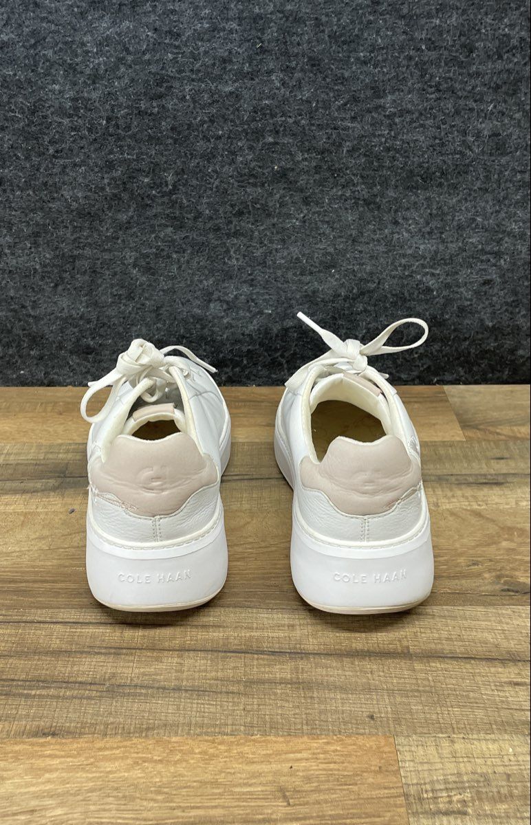 Cole Haan GrandPro Rally Court White Floral Embroidered Sneakers Size 9.5