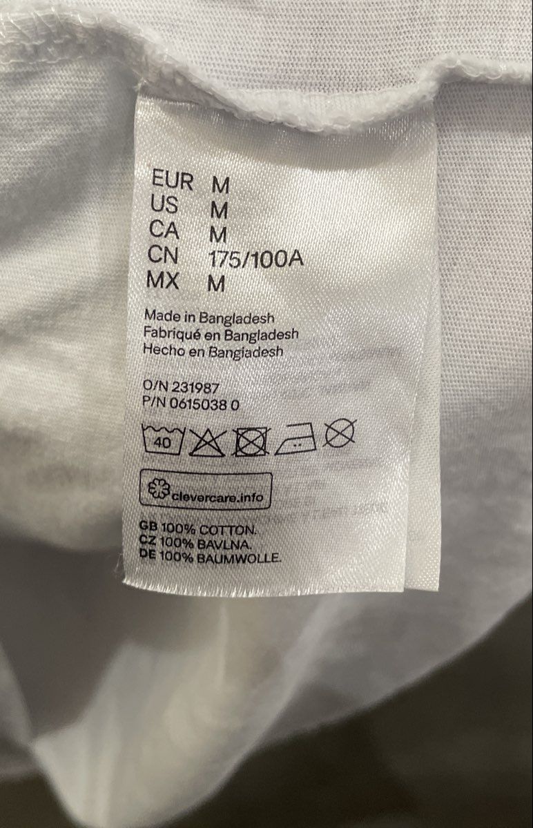 Kurt Cobain Profile Photo T-Shirt Reprint H&M End of Music Sz M