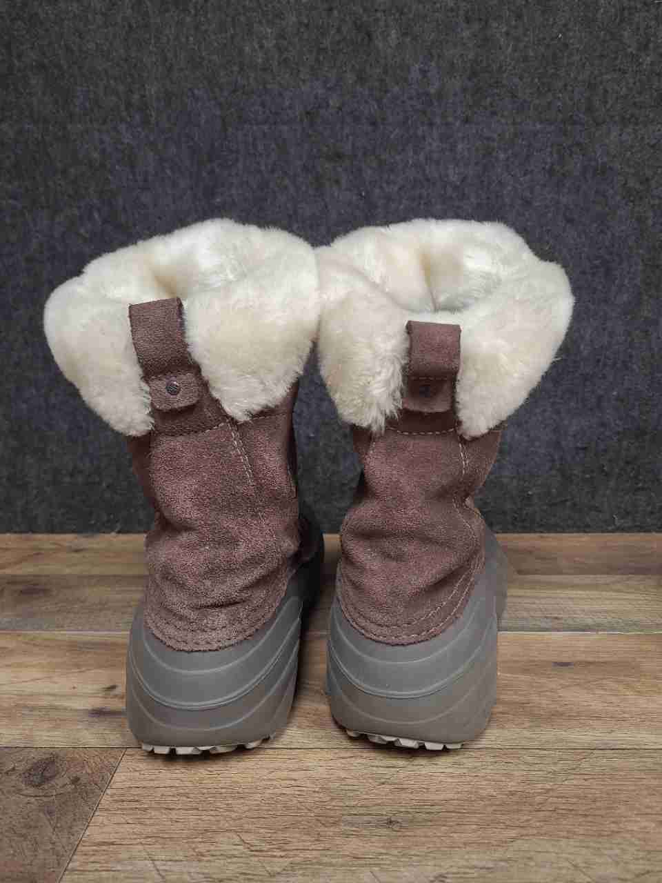Columbia Sierra Summette Grey Faux Fur Trim Winter Snow Boots Women's Size 10