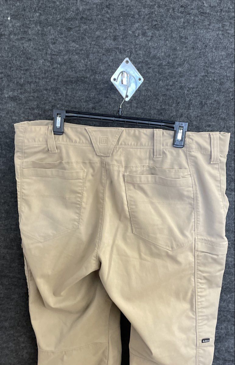5.11 Tactical Men's Tan Khaki Cargo Tactical Utility Pants Size 38x30