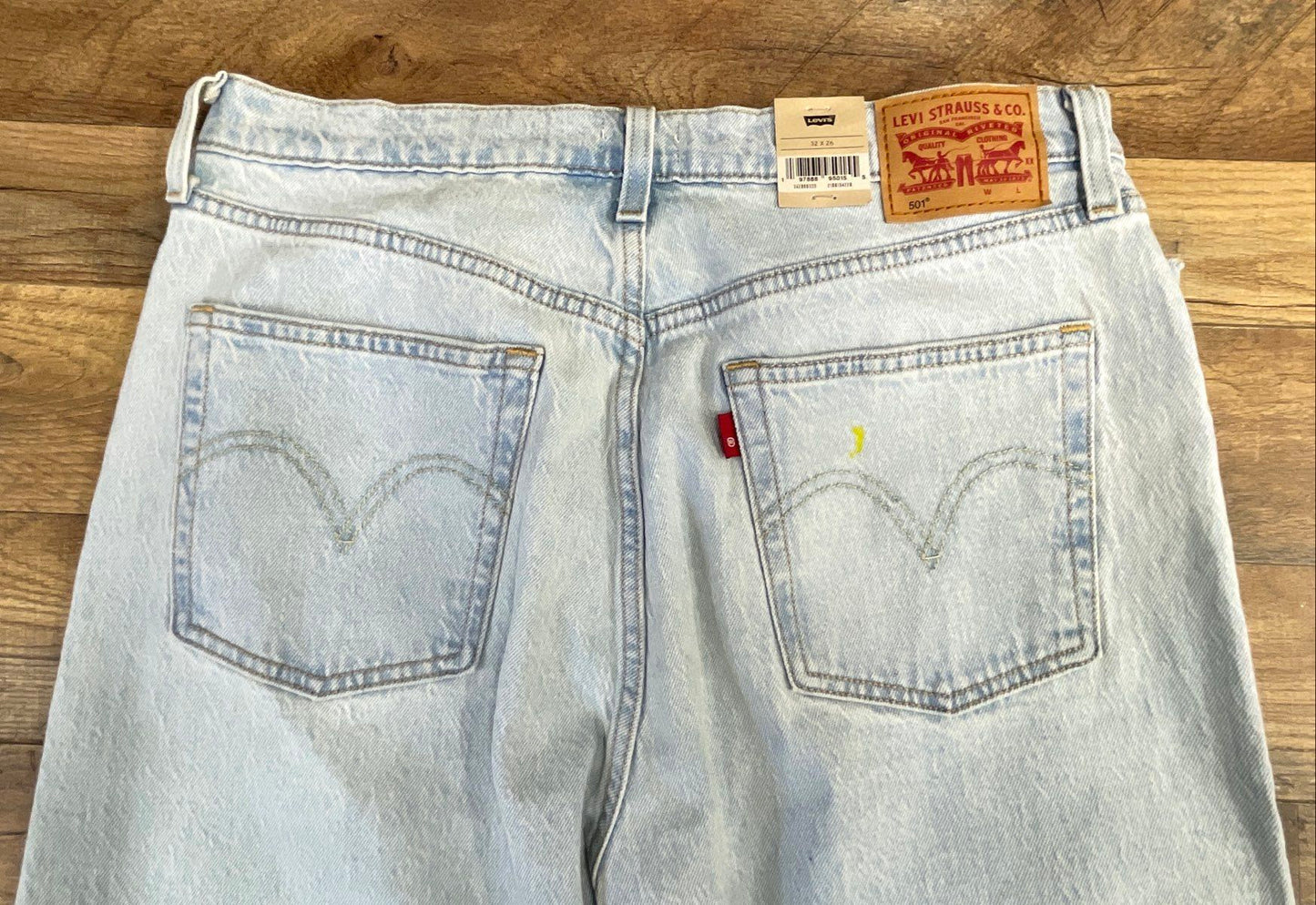 Levi's Women's 501 Original Cropped Jeans Light Wash High Rise NWT Sz 32x26