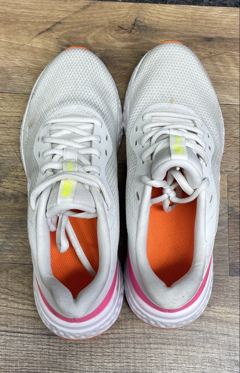 Nike Revolution 5 White Pink Laser Orange Women's Running Shoes Size 8.5