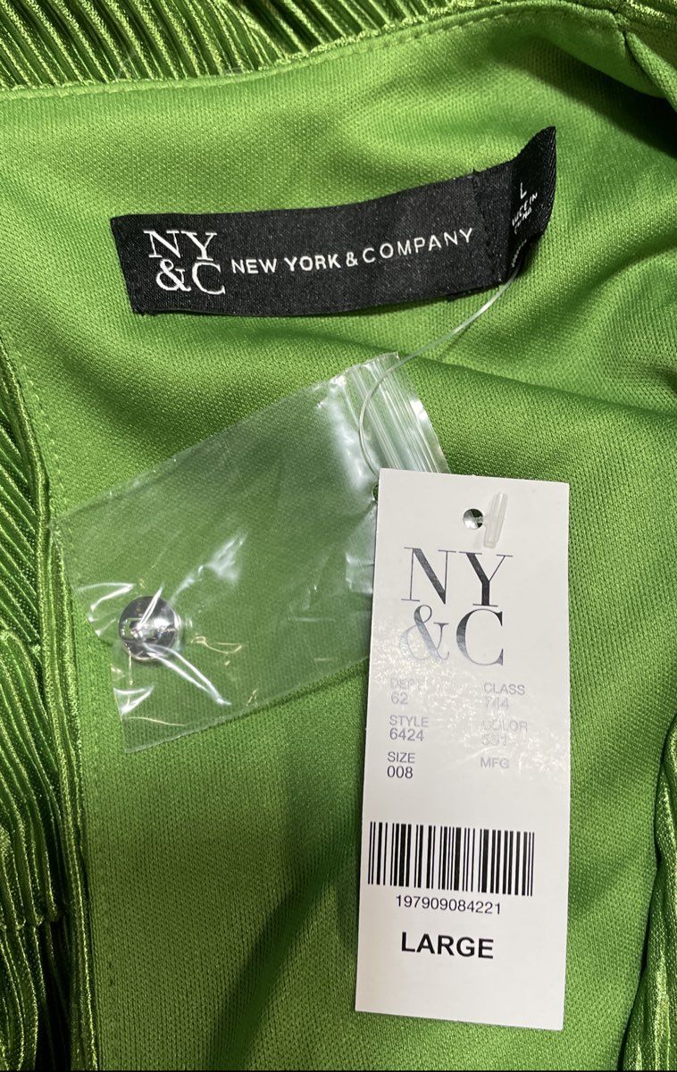 New York & Company Women's Green Pleated Surplice Long Sleeve Dress NWT Sz L