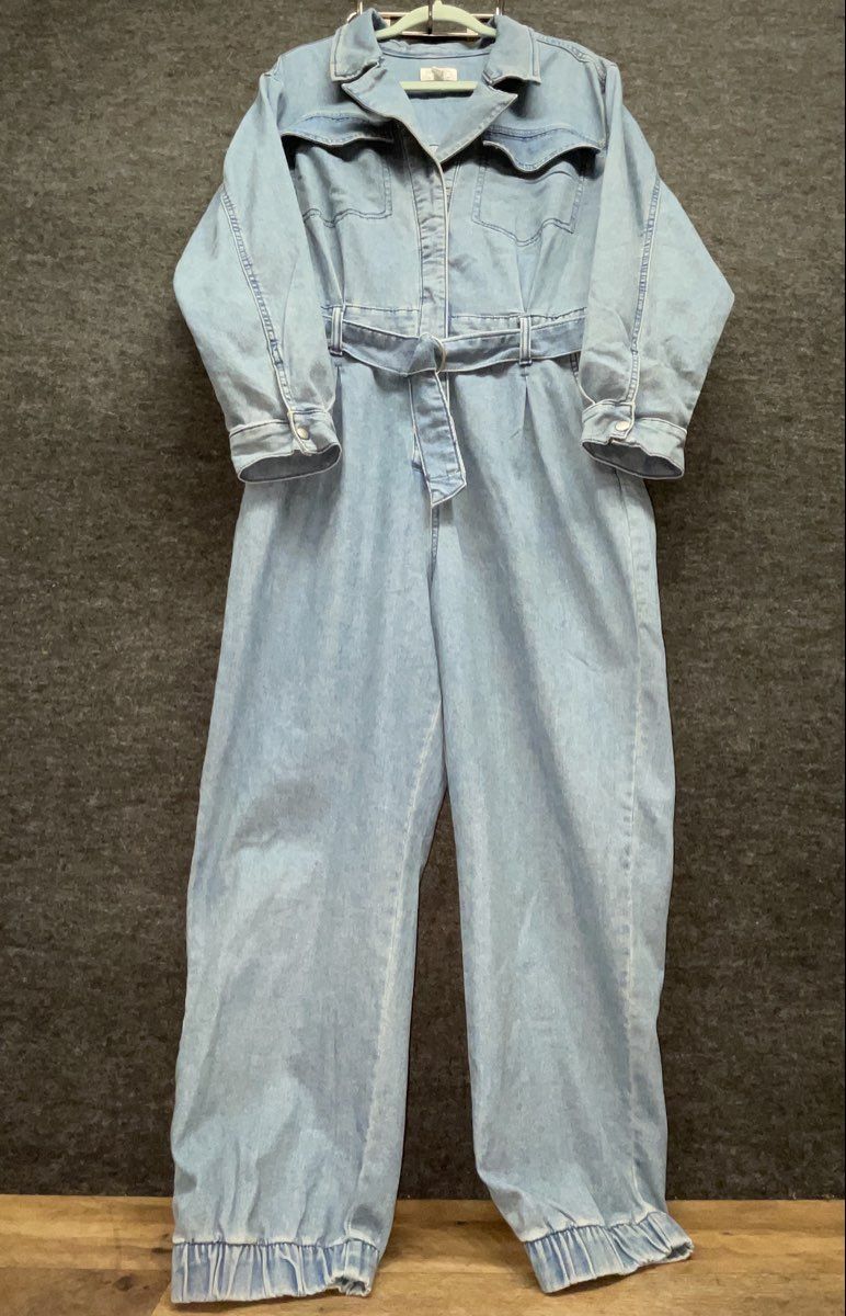 Sofia Jeans by Sofia Vergara Women's Light Wash Blue Denim Jumpsuit Tie Waist L