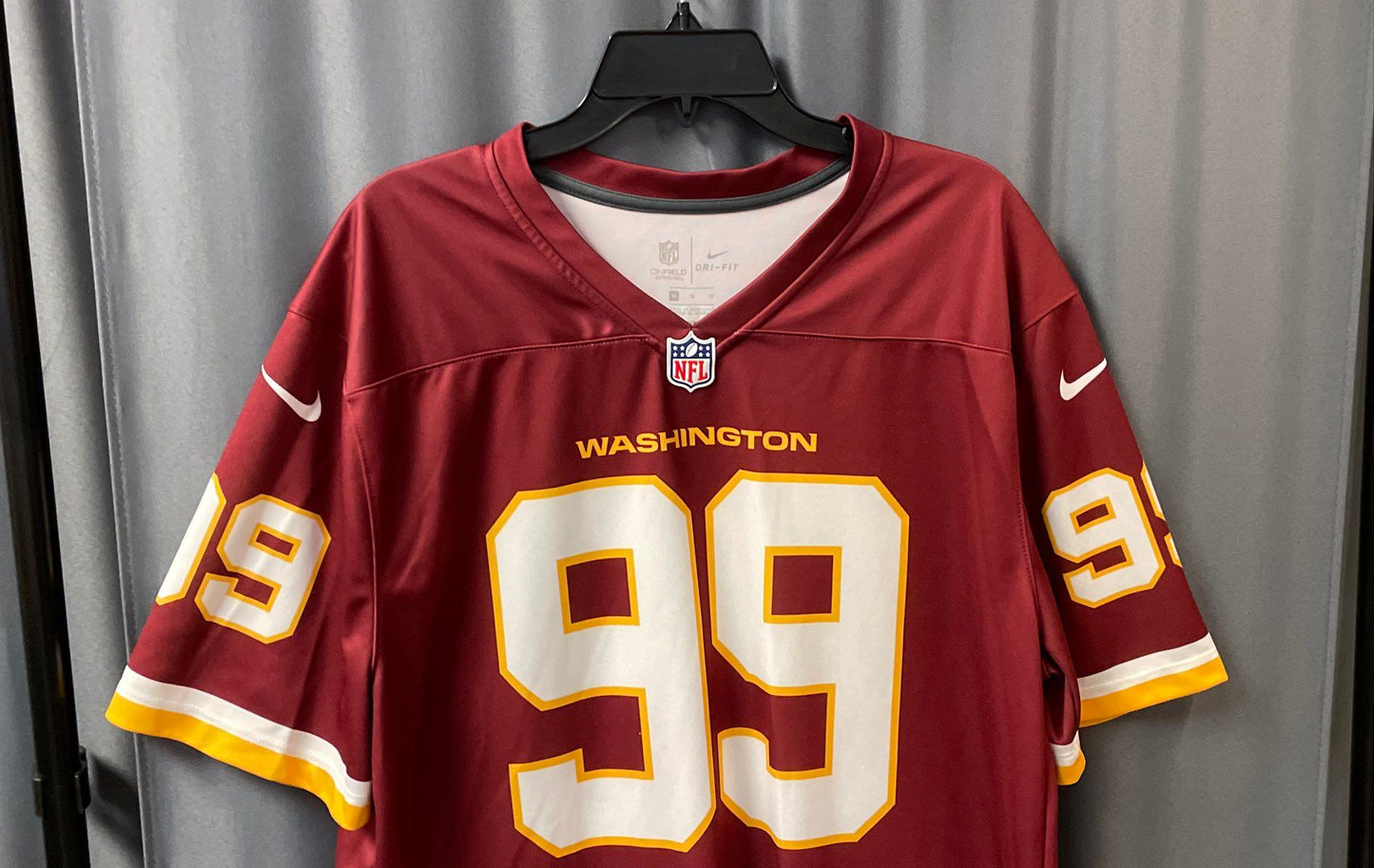 Nike Men's Washington Football Team #99 Chase Young Jersey Burgundy XL