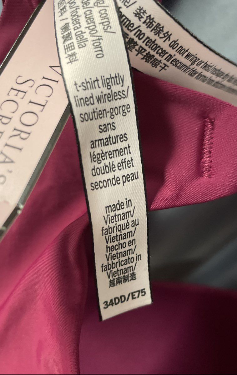 Victoria's Secret Women's Bra Burgundy Shine Strap Logo NWT Sz 34DD
