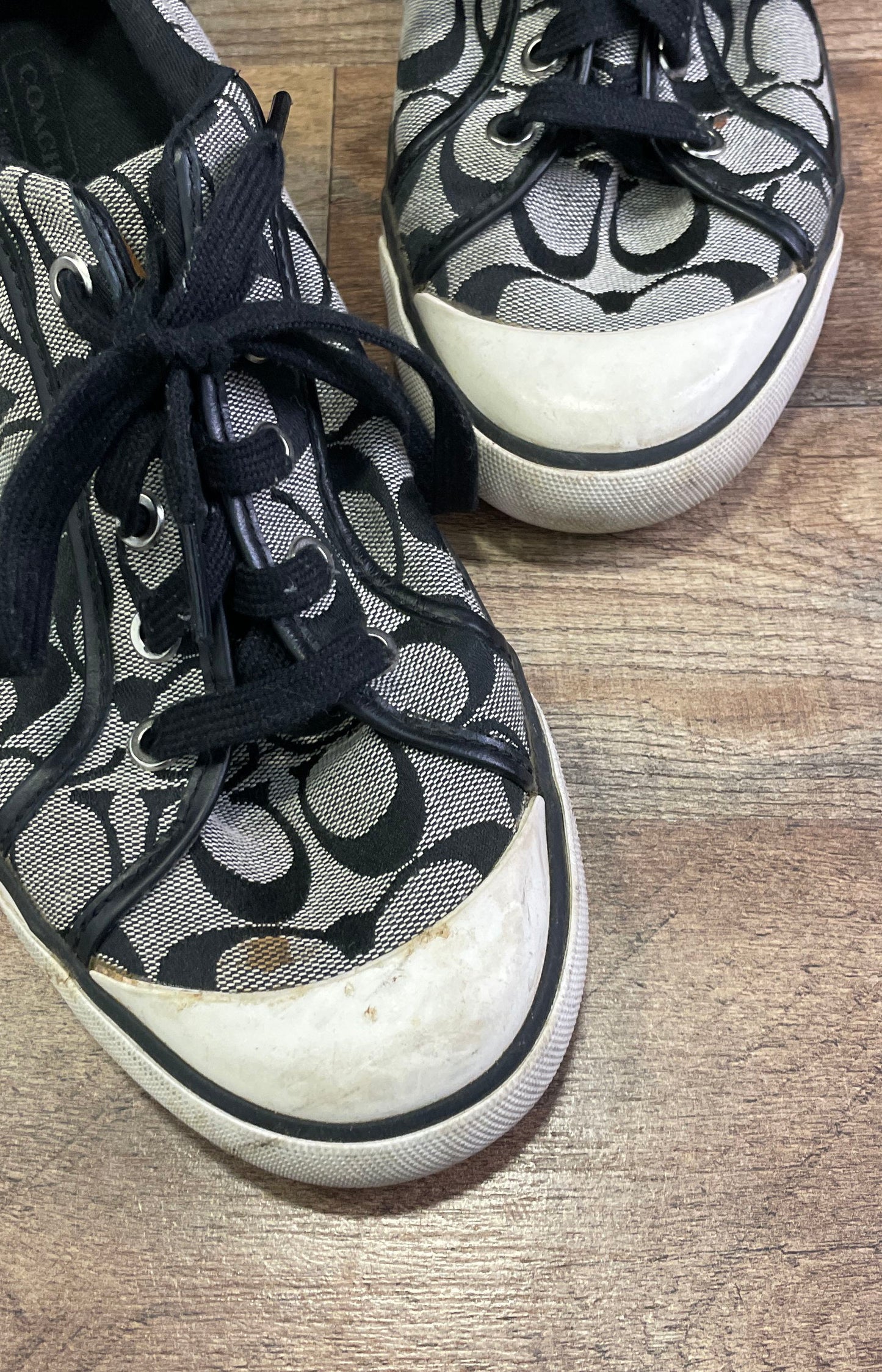 Coach Barrett Signature C Monogram Black Grey Low Top Sneakers Size 10