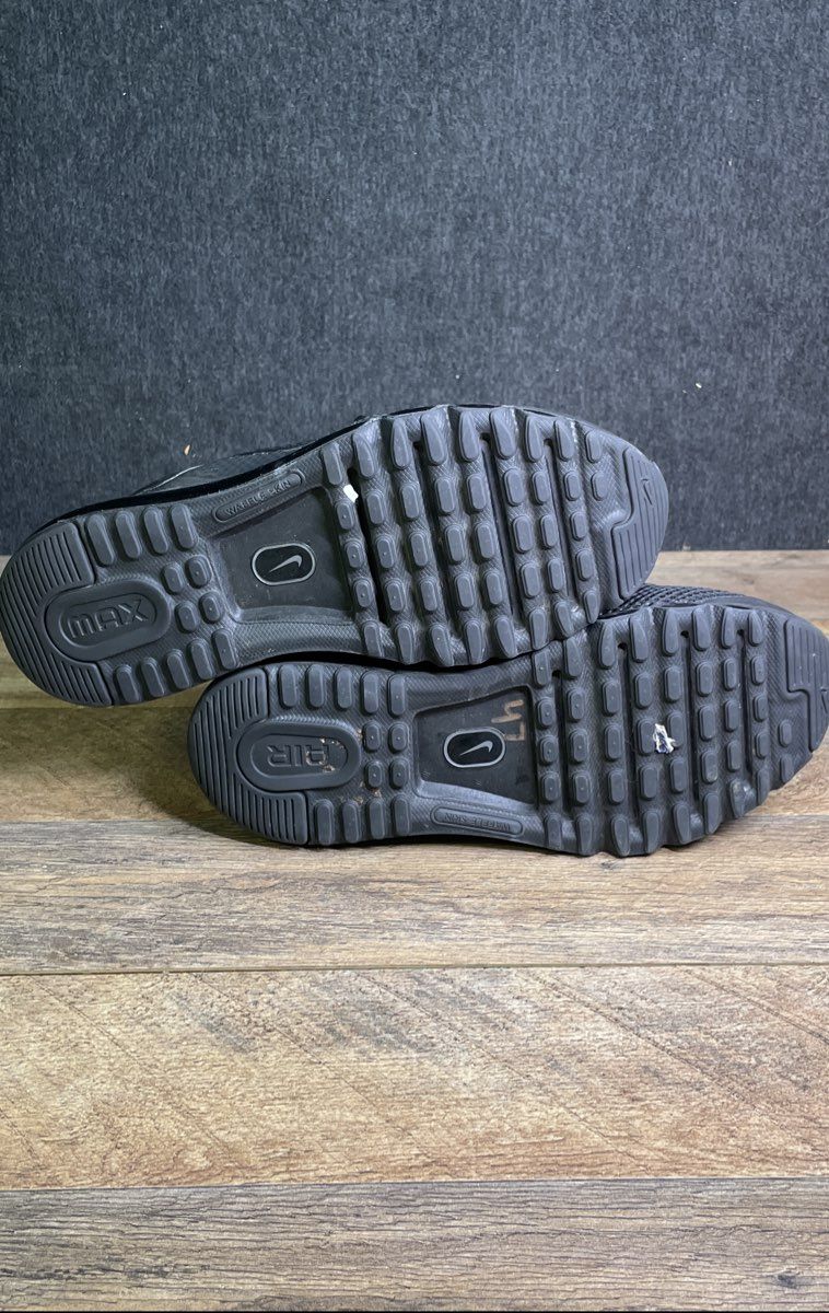 Nike Air Max 2013 Triple Black Youth Running Shoes Size 7Y
