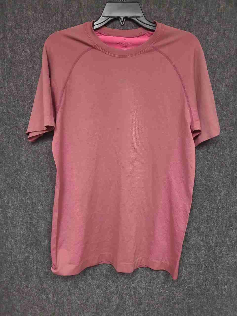 Fabletics Men's Mauve Pink Raglan Short Sleeve Training Athletic Shirt Size M