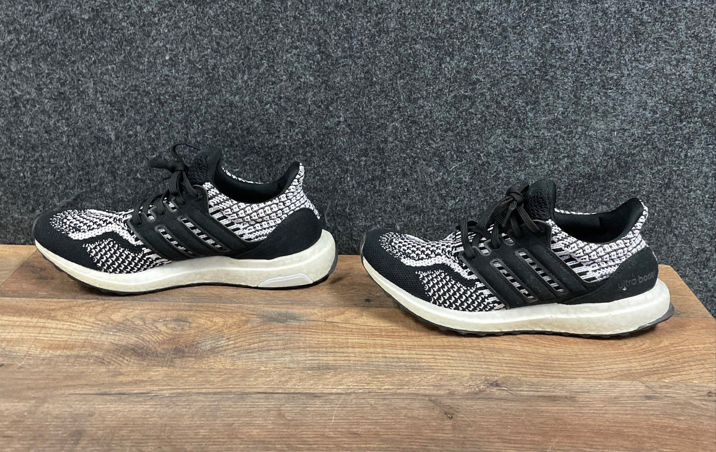 Adidas Ultraboost 5.0 DNA Oreo Black White Running Sneakers Size 5.5