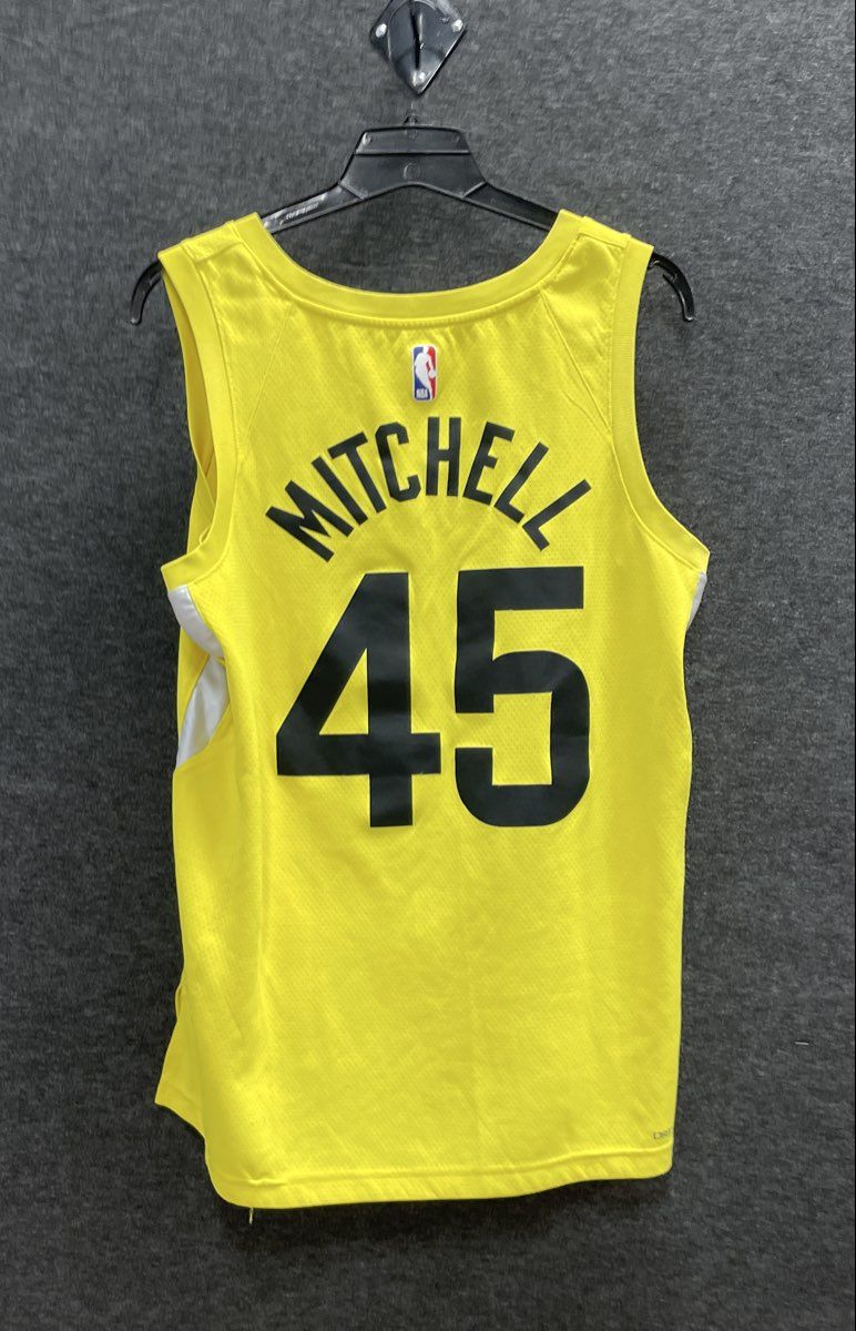 Nike Men's Utah Jazz Donovan Mitchell #45 NBA Icon Edition Yellow Jersey Sz 48
