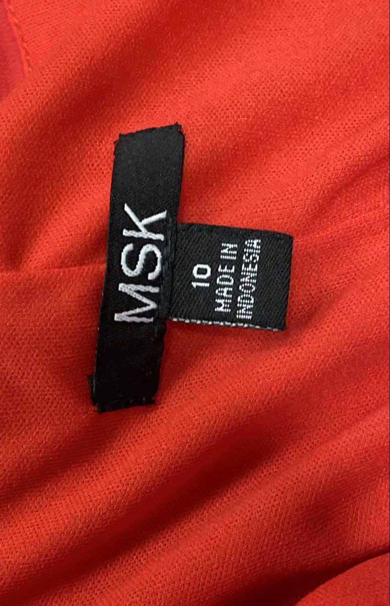 MSK Women's Red Cold Shoulder Ruffle Sleeve Dress Style Setter Necklace 10 NWT