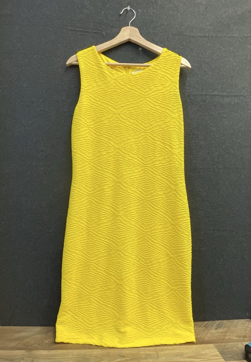 Calvin Klein Women's Textured Yellow Sleeveless Sheath Dress Sz 10