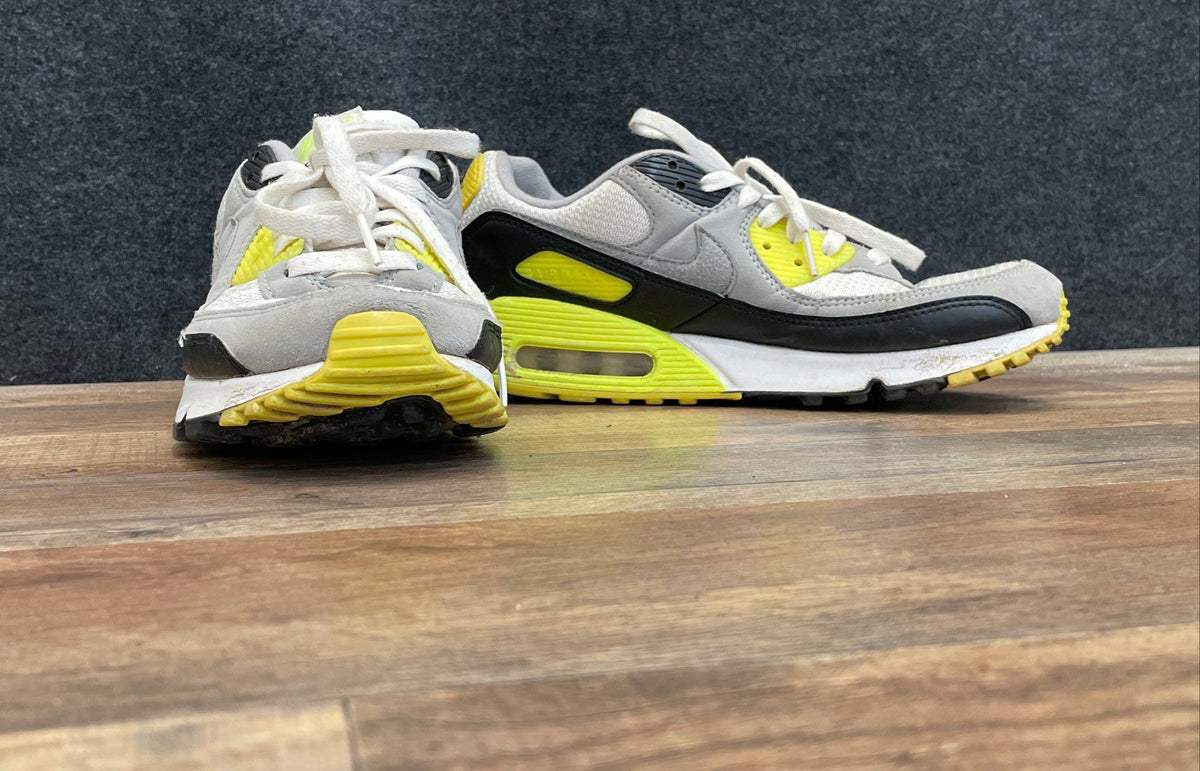 Nike Air Max 90 White Volt Wolf Grey Black CD0881-103 Size 9