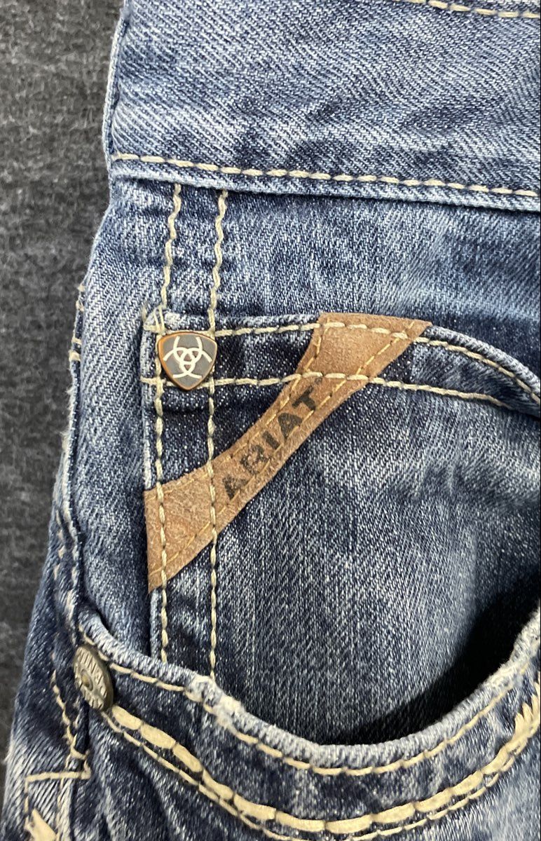 Ariat Men's Blue Denim Jeans Straight Leg Heavy Contrast Stitch Distressed