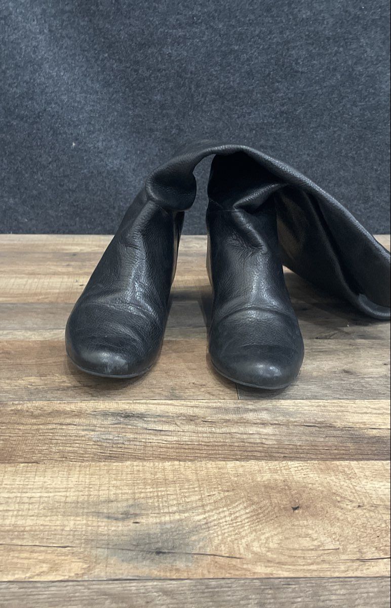 Iden Black Leather Wedge Slouch Buckle Boots Women's Size 7.5 M