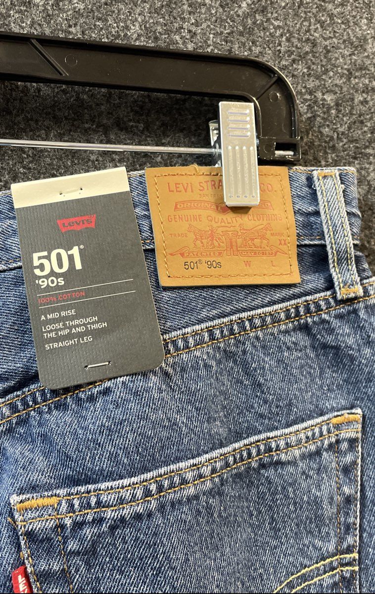 Levi's Women's 501 '90s Straight Leg Blue Mid Rise Jeans NWT Sz 30x30