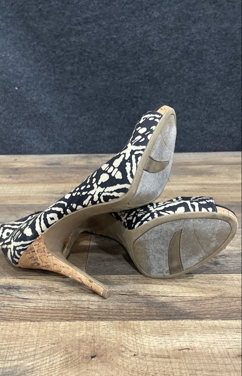 Christian Siriano Black White Abstract Peep Toe Cork Pumps Size 11