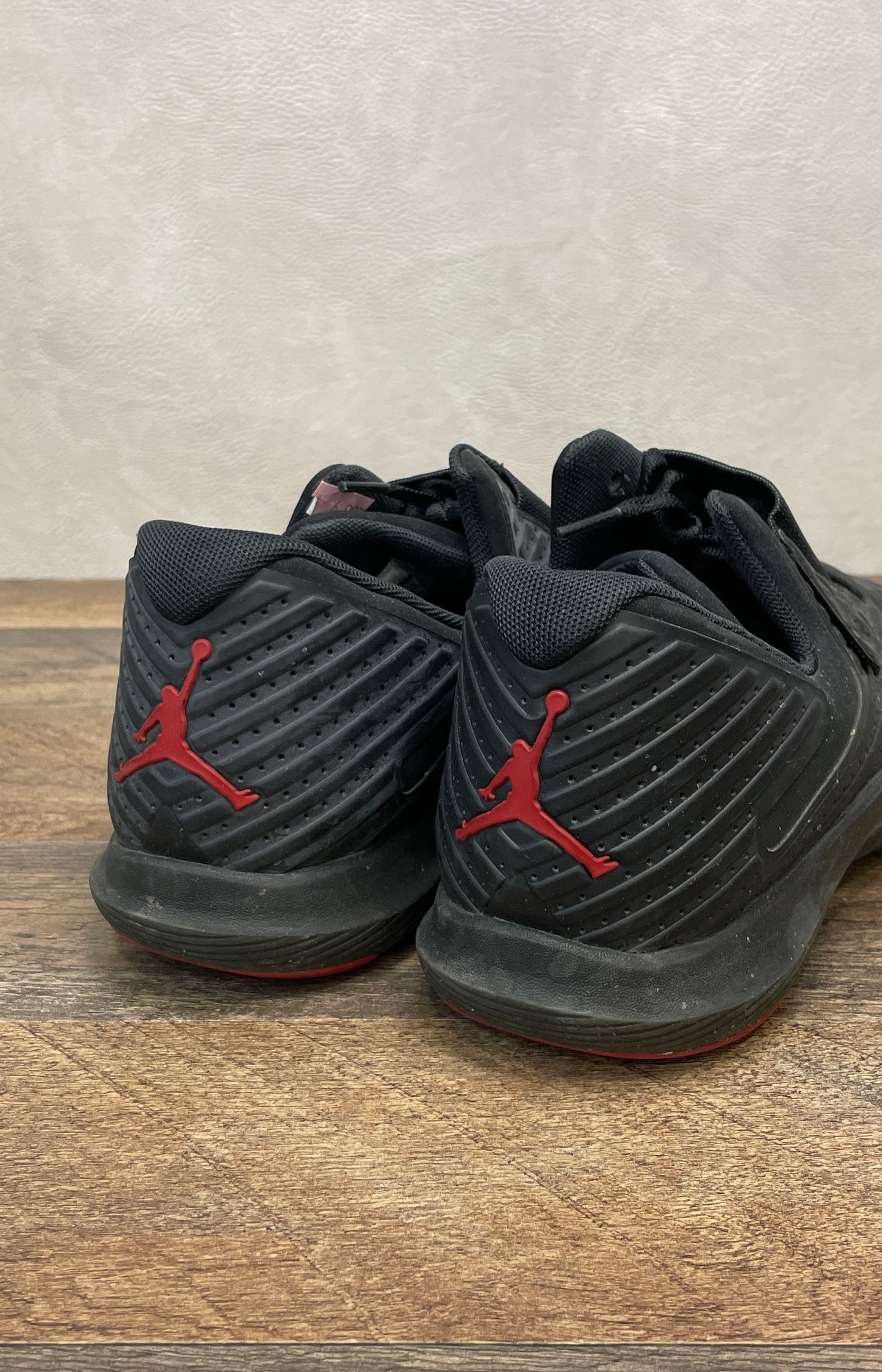 Jordan Relentless Triple Black Gym Red Training Shoes Size 11