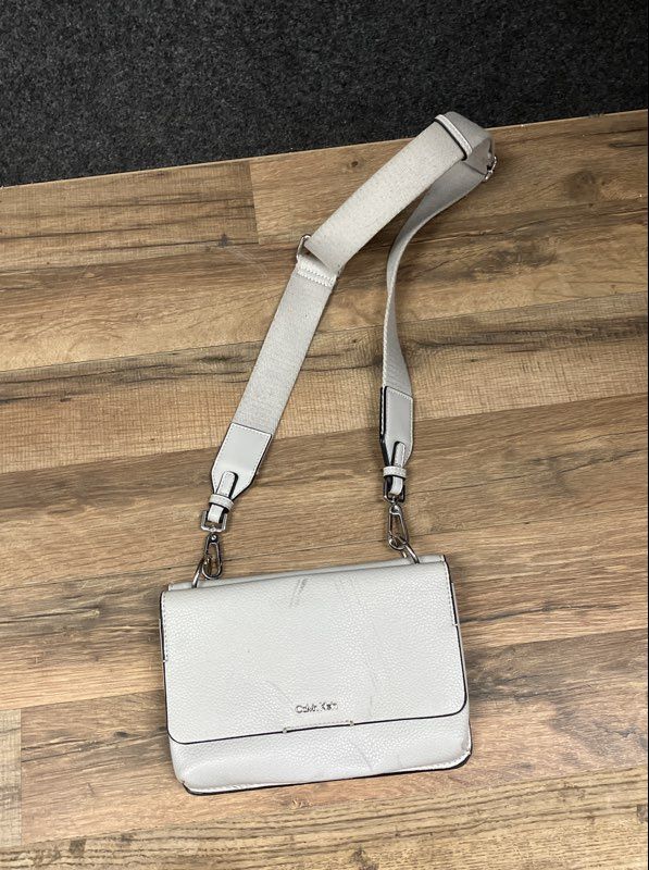 Calvin Klein Cream Pebbled Leather Crossbody Shoulder Bag Silver Tone Hardware