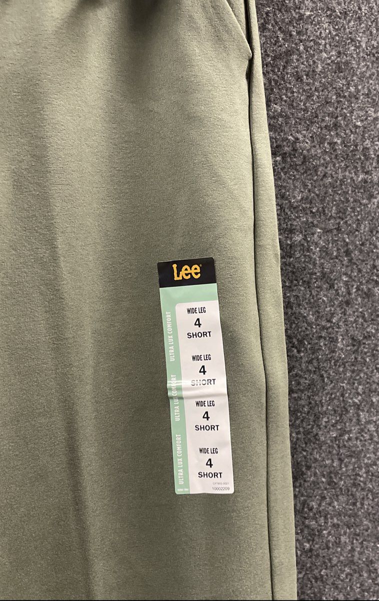 Lee Women's Green Ultra Lux Comfort Any Wear Wide Leg Mid Rise Pants NWT Sz 4S