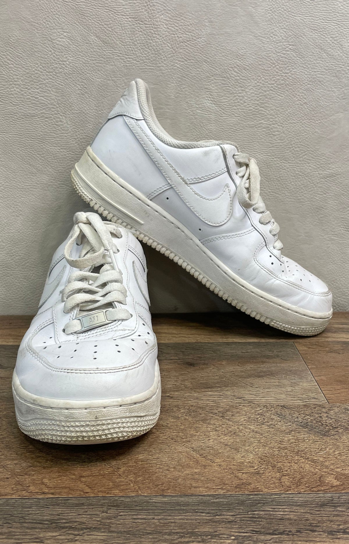 Nike Air Force 1 '07 Triple White Women's Low Sneakers Size 10