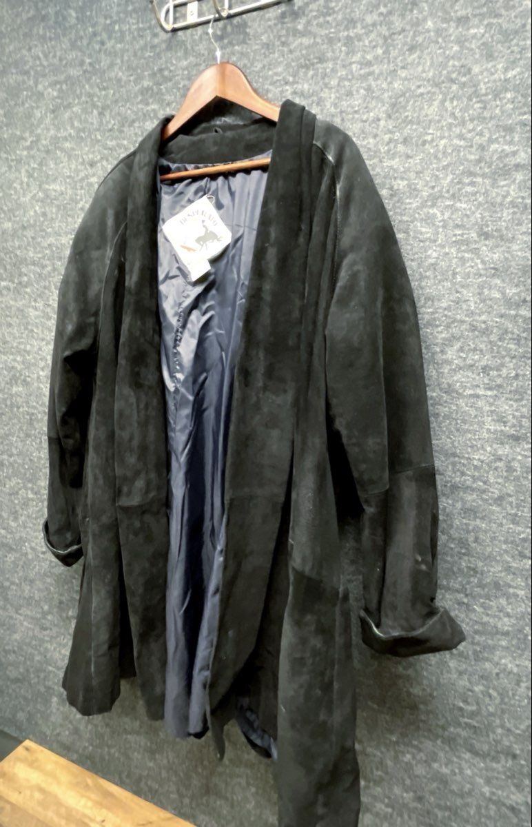 Desperado Women's Vintage 90s Black Suede Leather Shawl Collar Coat Size M