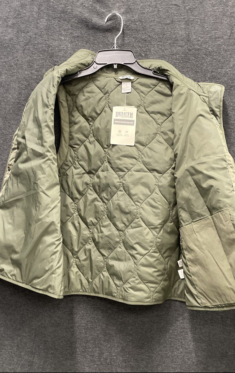 Duluth Trading Co Women's Potter's Hill Quilted Vest Olive Green Snap Front Sz L