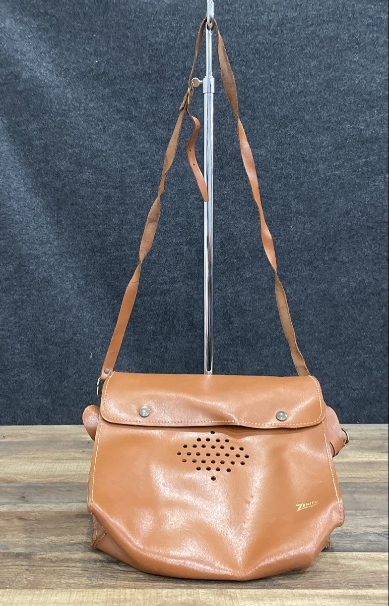 Vintage 70s Zenith Tan Brown Leather Perforated Flap Crossbody Shoulder Bag