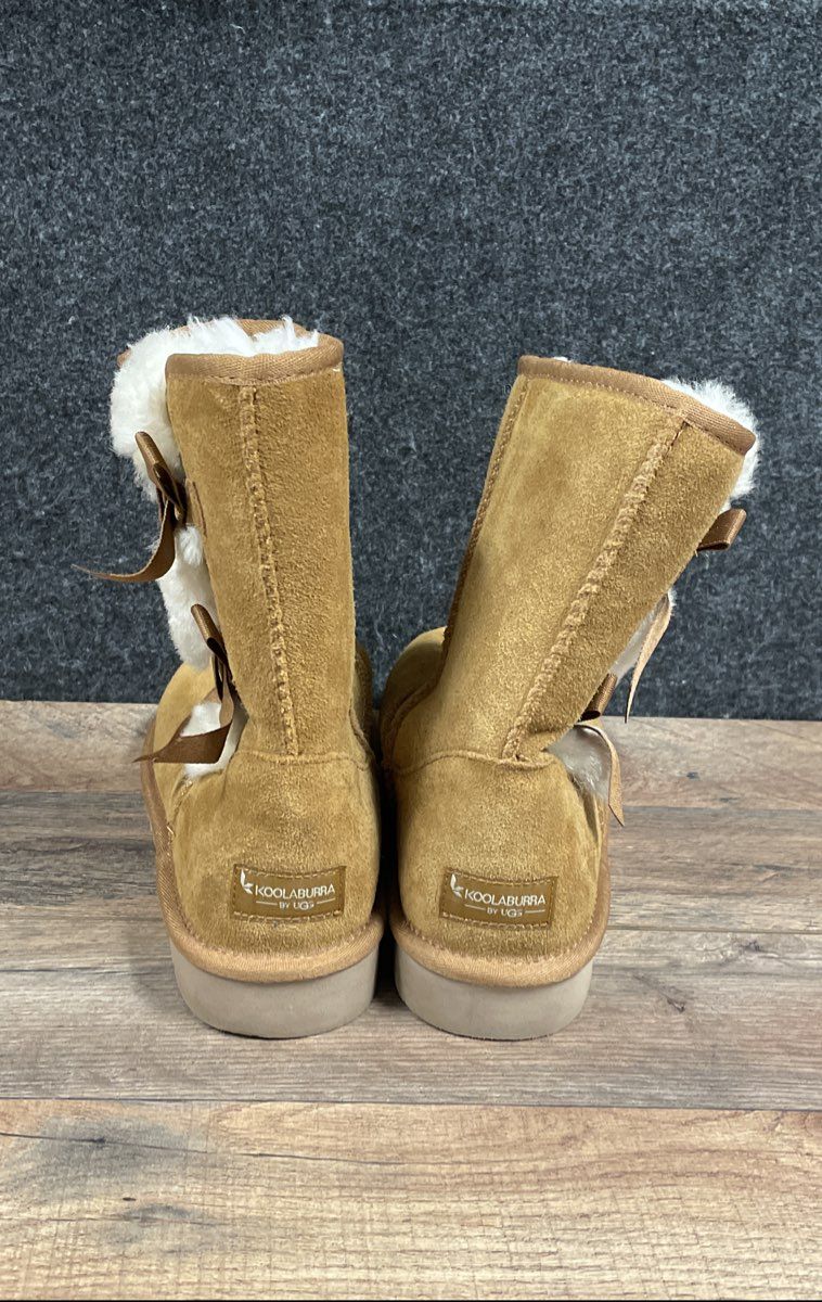 Koolaburra Victoria Short Chestnut Suede Bow Boots Women's Size 9