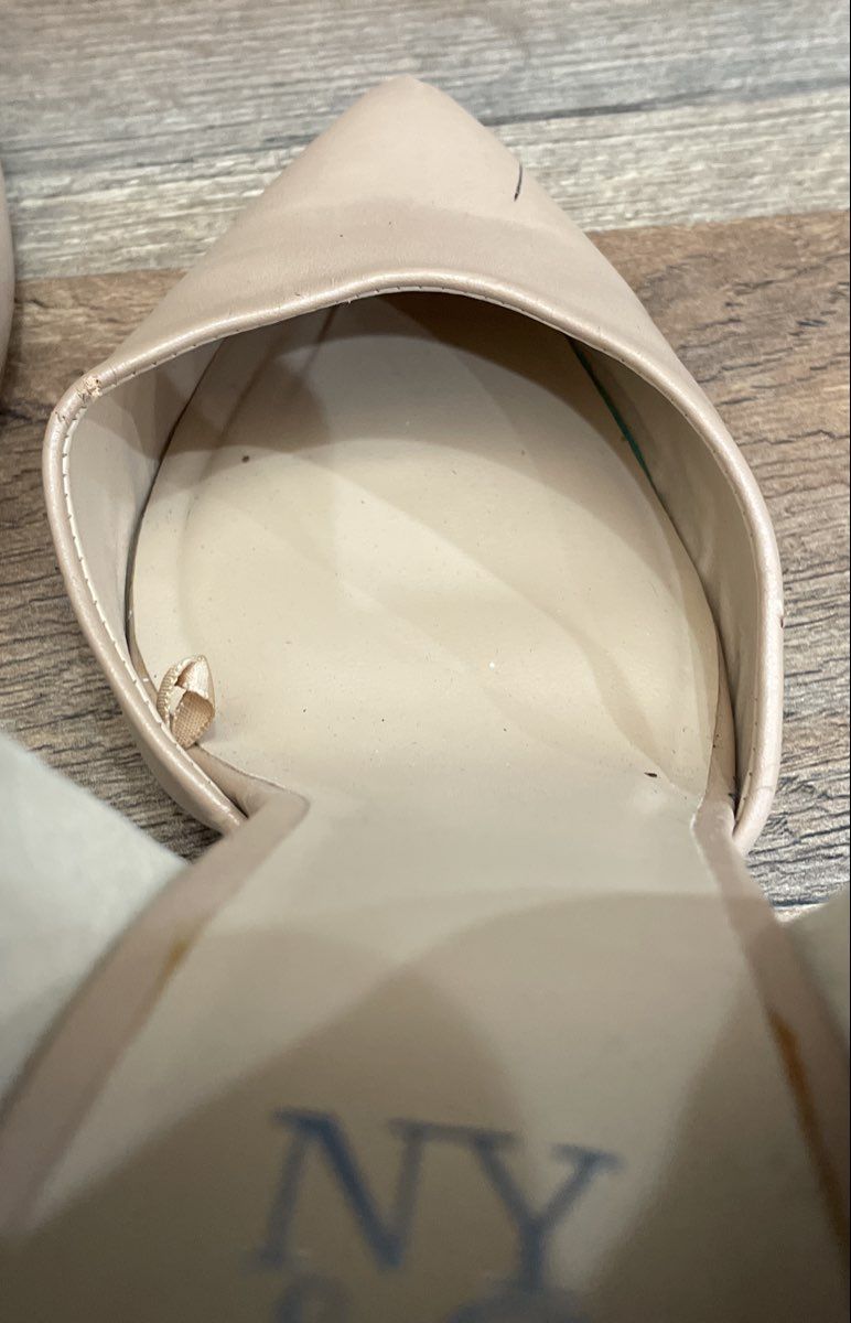 New York & Company Nude D'Orsay Pointed Toe Stiletto Heels Women's Size 7