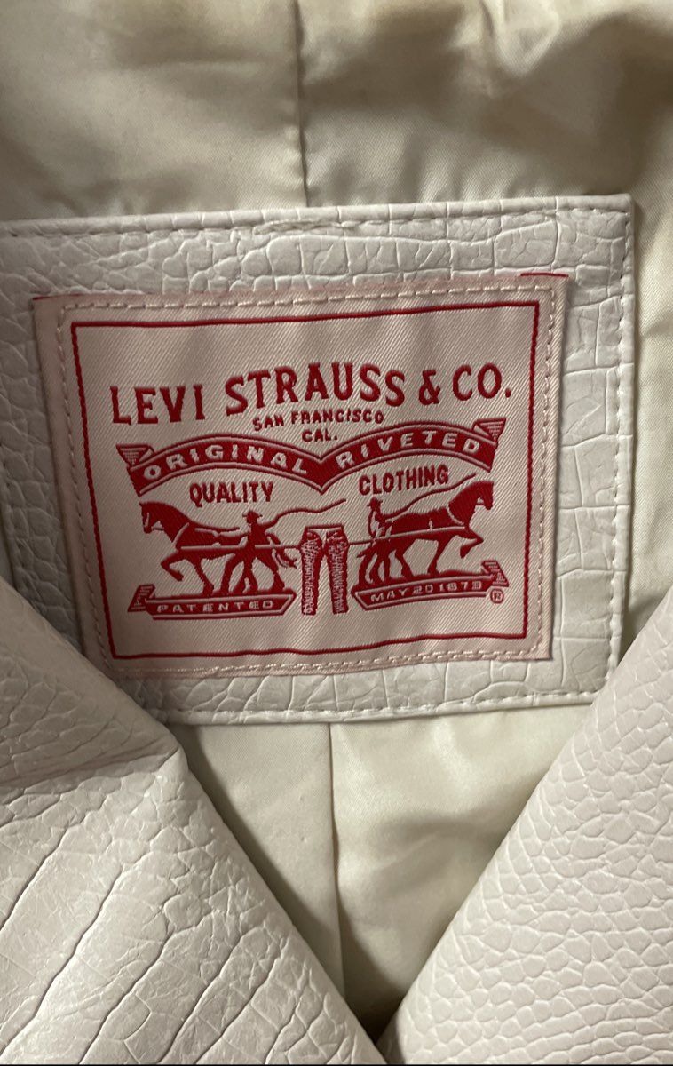 Levi's Women's White Croc Texture Faux Leather Moto Biker Jacket Sz S