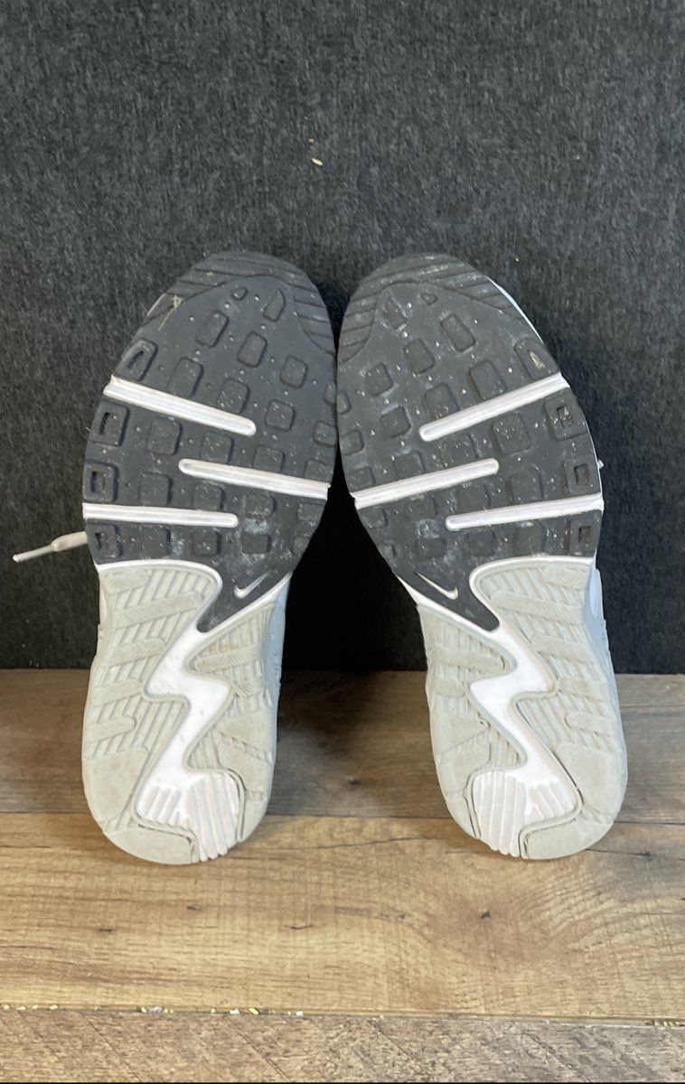 Nike Air Max Excee White Black Women's Sneakers Size 8.5