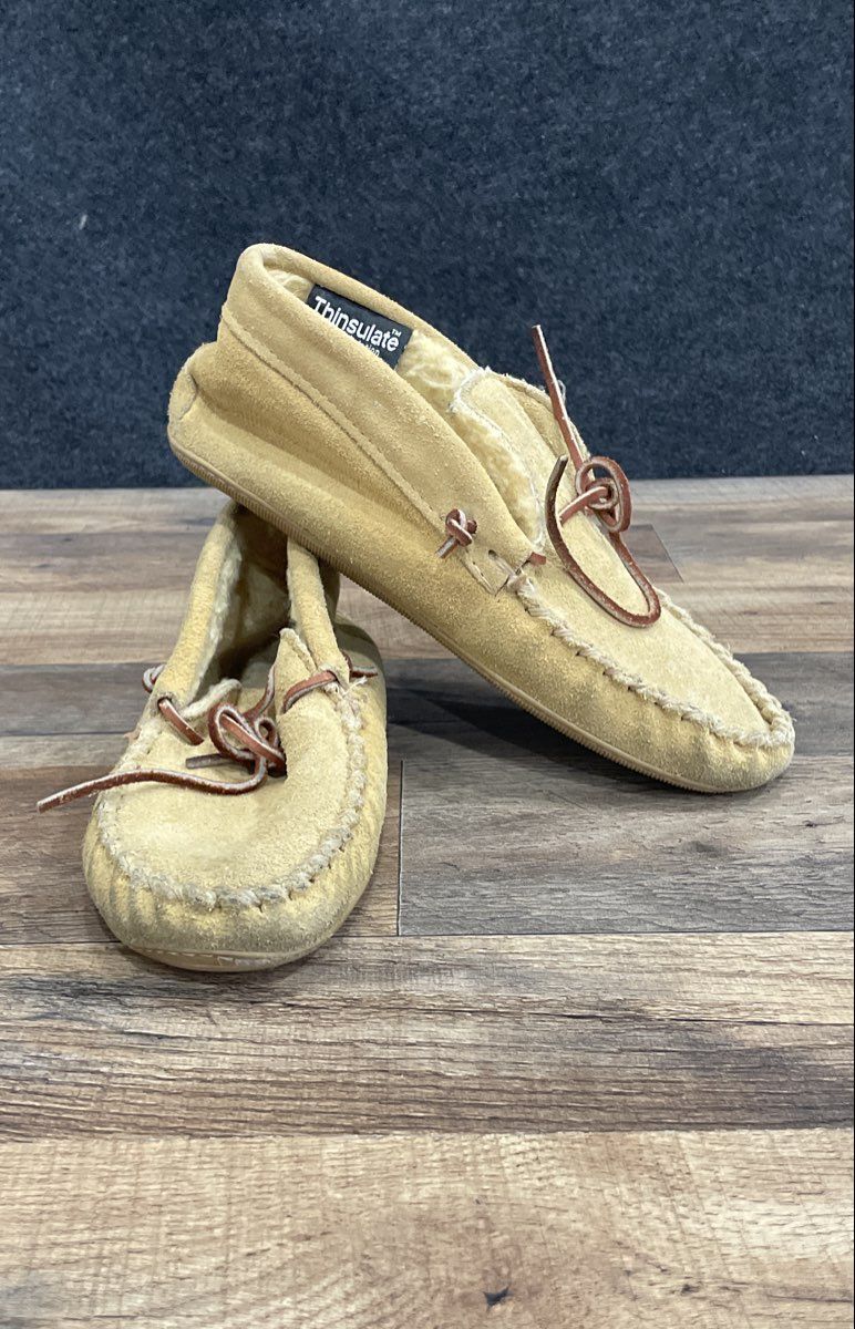Vintage Cabela's Suede Moccasin Slippers Tan Brown Made in USA Size 7