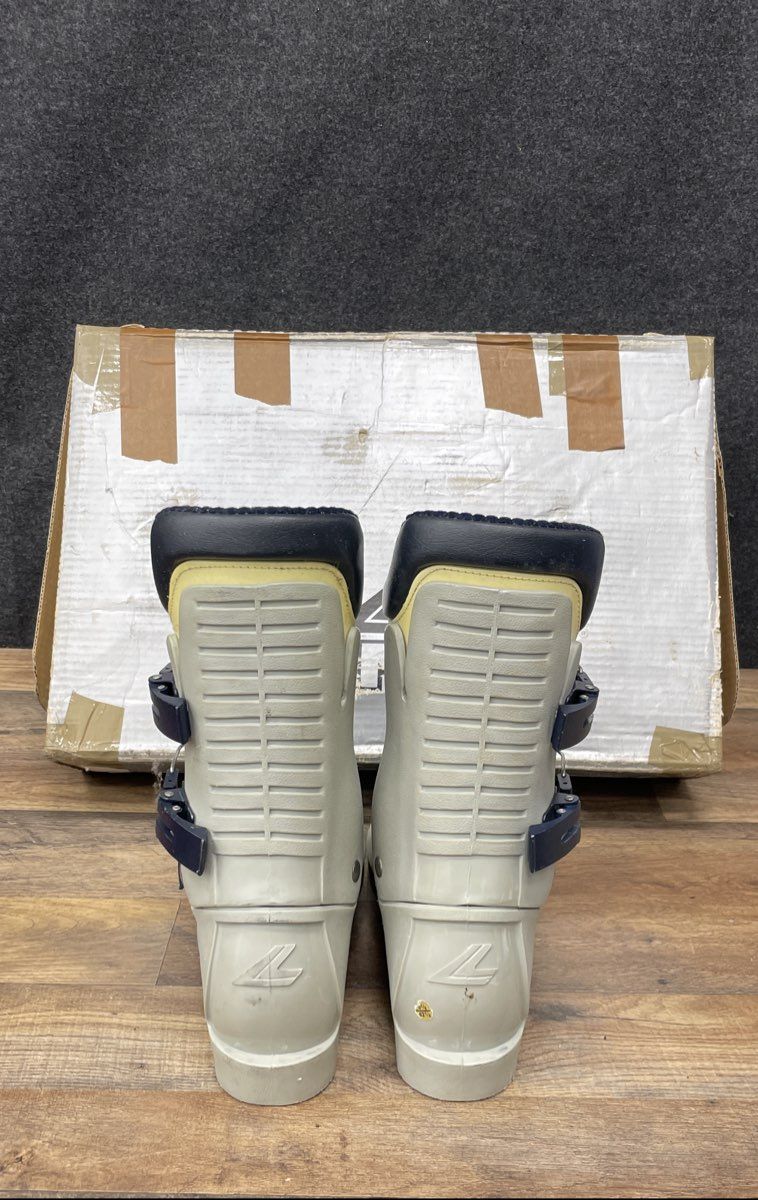 Lange Vintage Downhill Ski Boots Men's Size 9.5 M Made in Italy Grey 4 Buckle