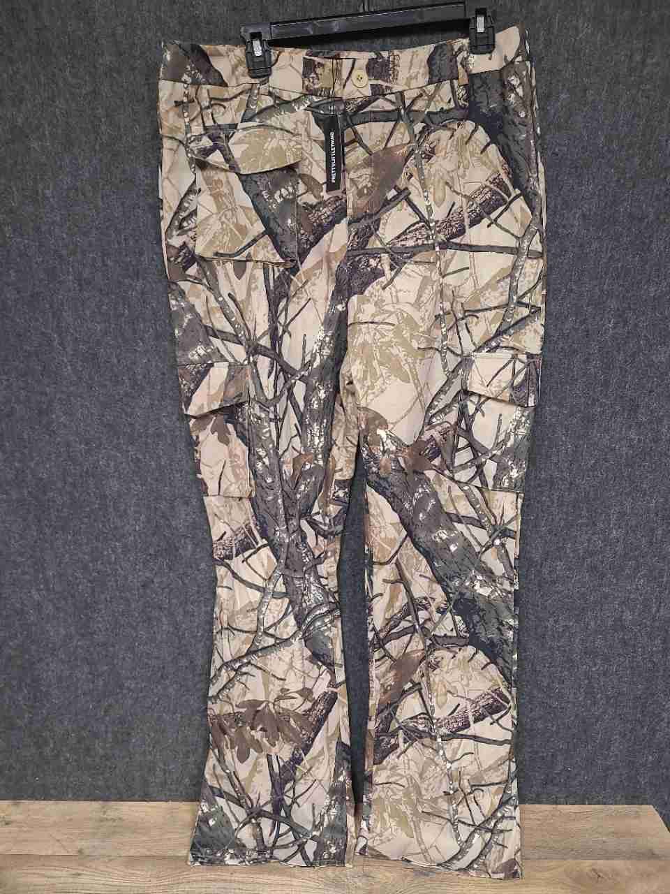 PrettyLittleThing Women's Khaki Abstract Camo Pocket Front Cargo Pants NWT Sz 12