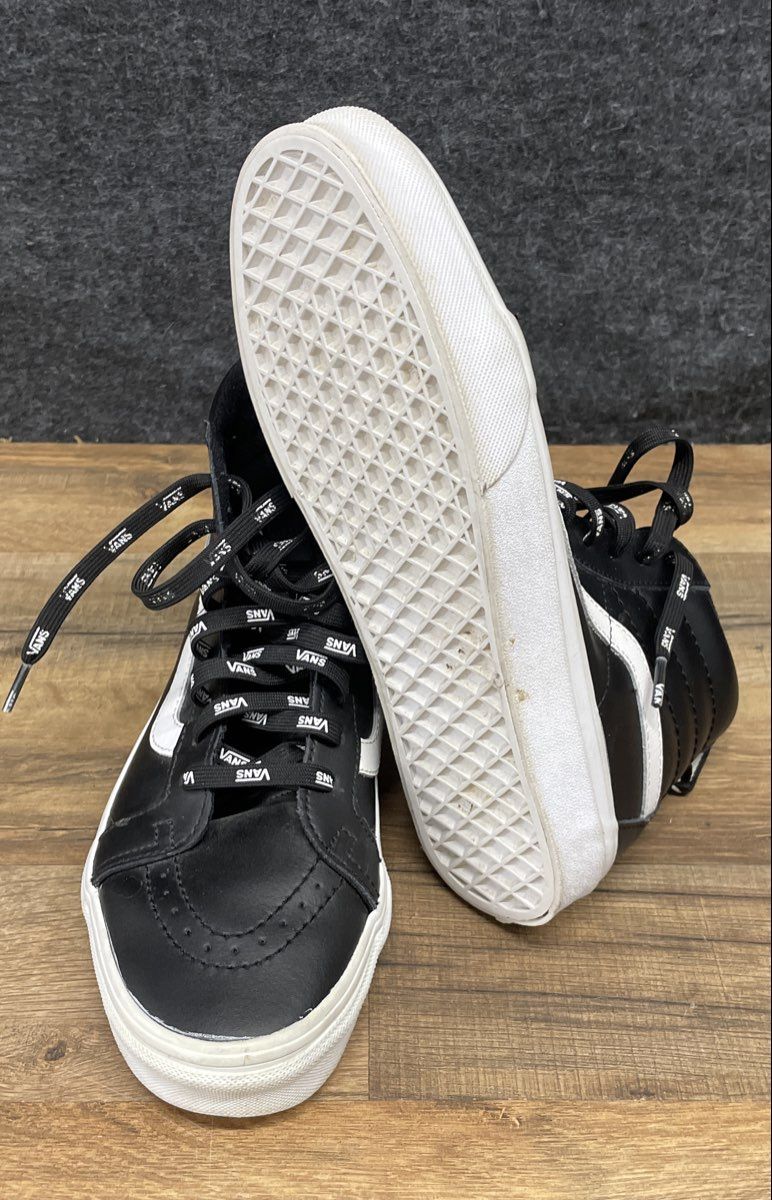 Vans Sk8-Hi Black Leather Logo Laces High Top Sneakers Men's 7.5 Women's 9