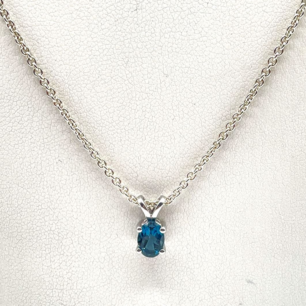 925 Sterling Silver Oval Cut Blue Topaz Accent Pendant Necklace 4.3g