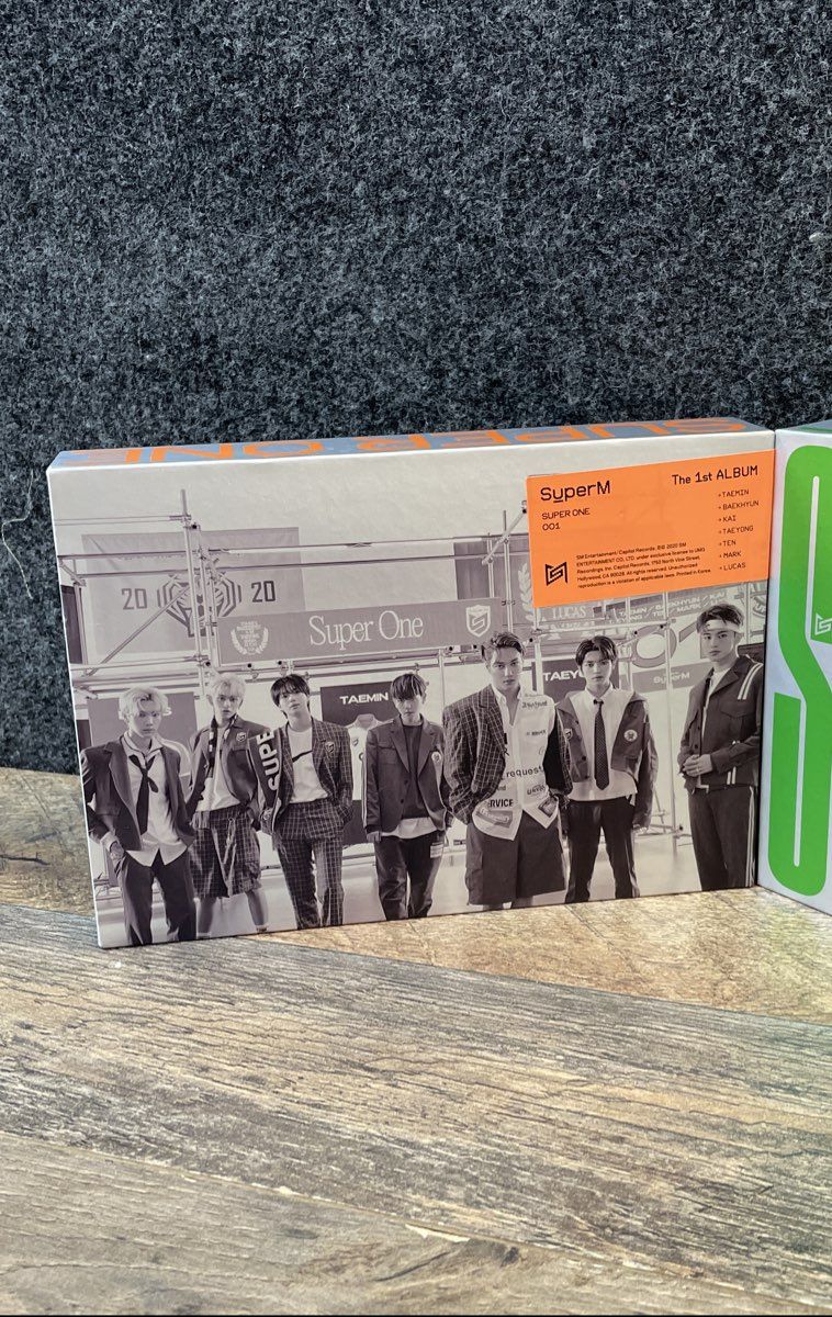 SuperM Super One 1st Album Lot 2 Versions Orange Super Green One K-Pop CD Set