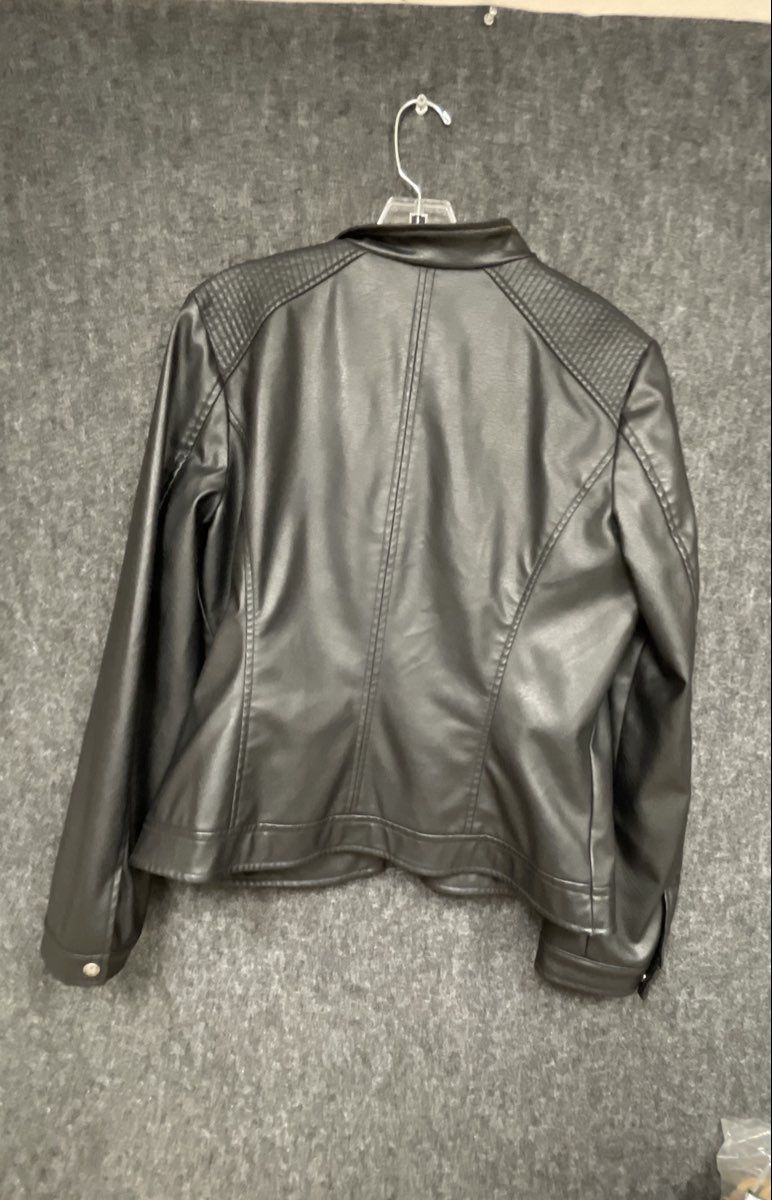 Celebrity Pink Women's Black Faux Leather Quilted Moto Jacket Sz L