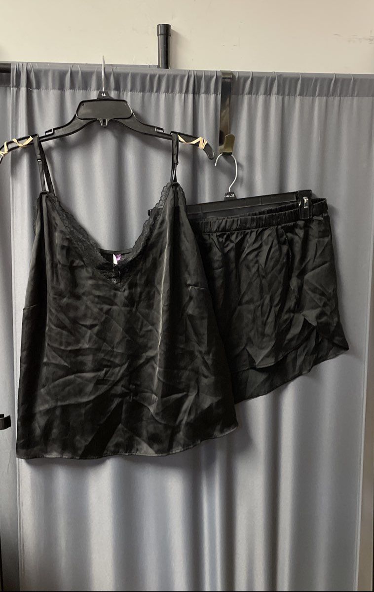 Adore Me Women's Black Satin Pajama Set Lace Trim Cami & Shorts Sz 2X