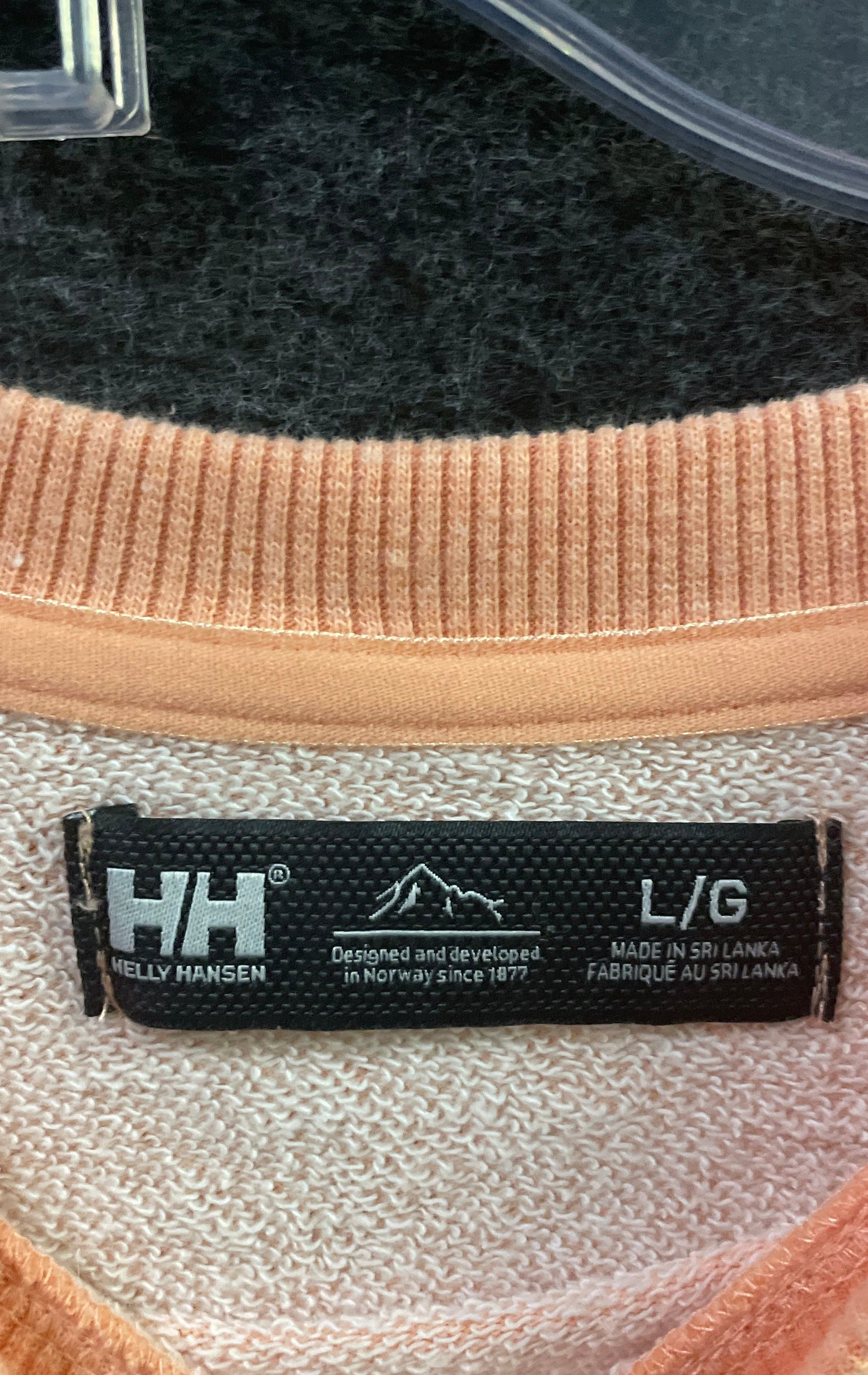 Helly Hansen Women's Peach Raglan Graphic Crewneck Pullover Sweatshirt Size L