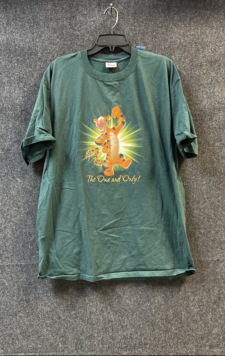 Vintage 90s Disney Store Tigger The One and Only Graphic T-Shirt Sz 2XL