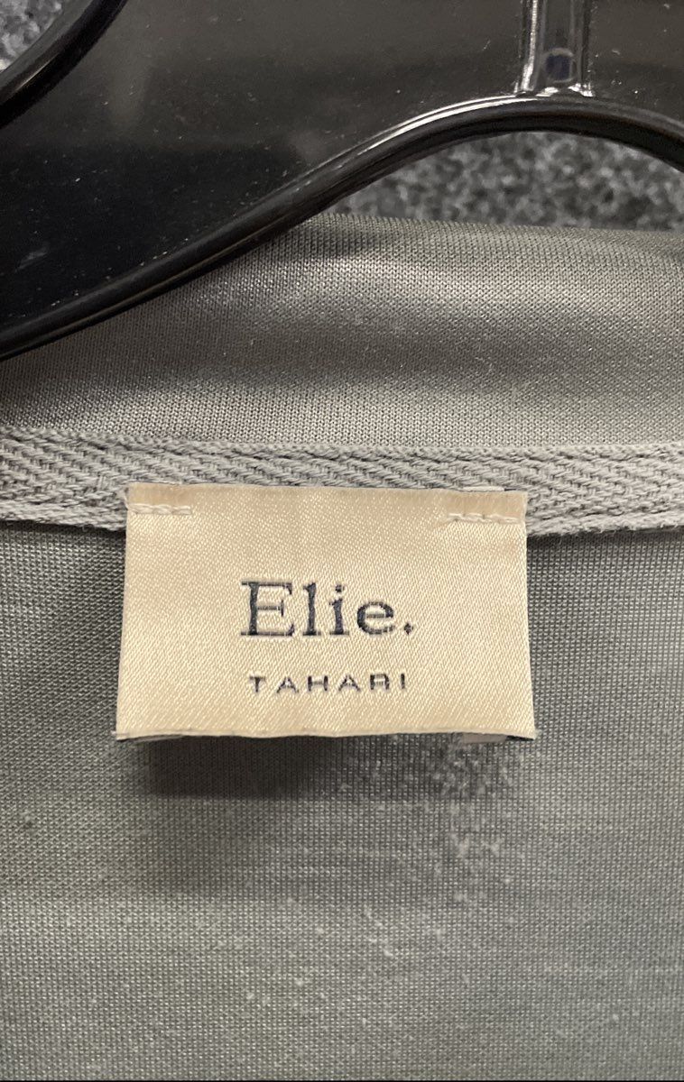 Elie Tahari Women's Green Pullover Hoodie Studded Kangaroo Pocket Size M