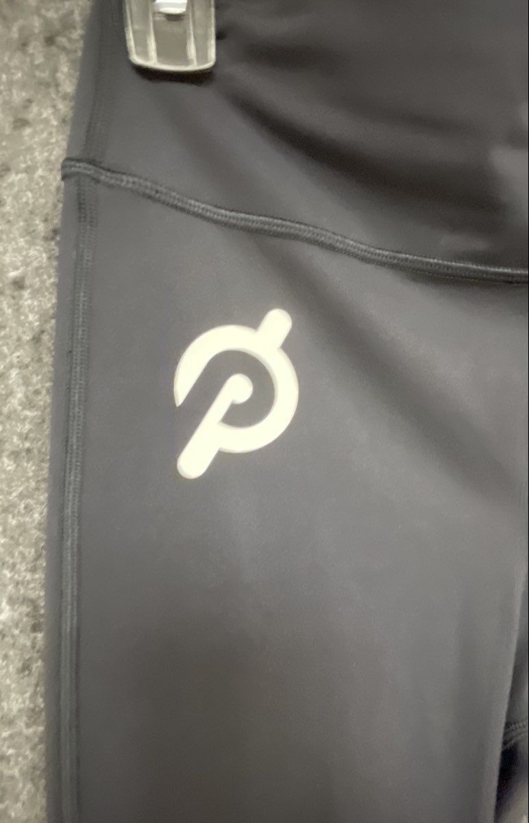 Peloton Women's Black High Waisted Cropped Leggings Capris Yoga Pants Sz M