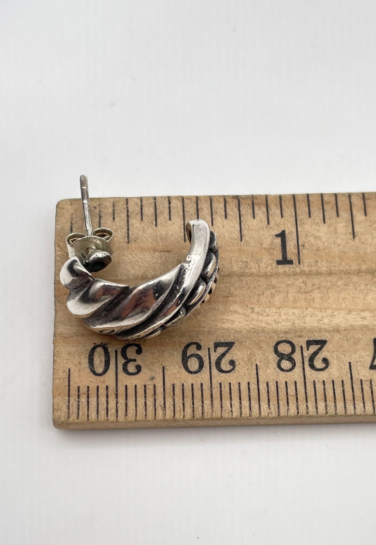 925 Sterling Silver Twisted Shrimp Huggie Stud Earrings 7.3g