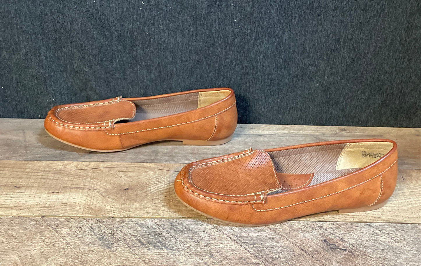 B.O.C. Brown Moc Toe Slip On Loafer Flats Women's Size 9W