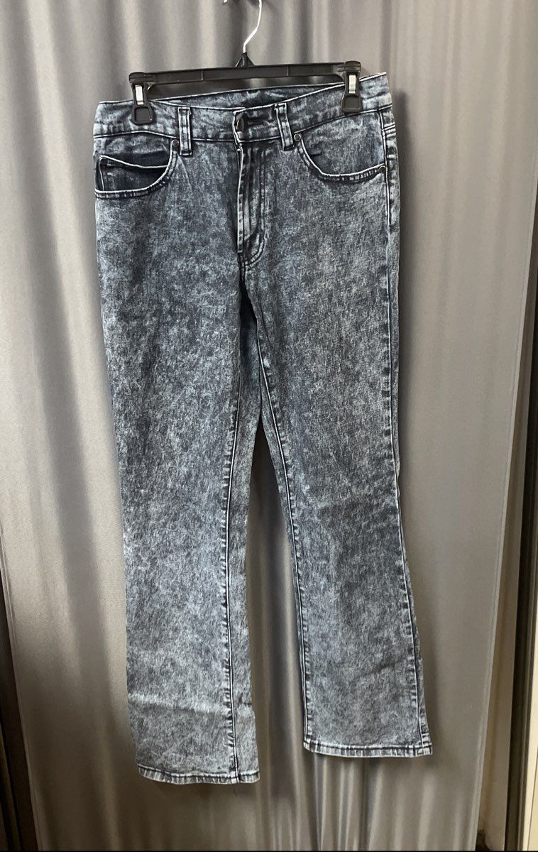 DG2 Diane Gilman Women's Blue Acid Wash Stretch Straight Leg Jeans Size 8