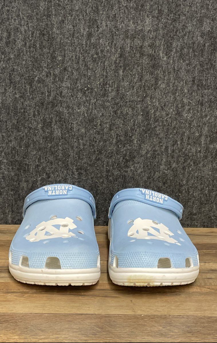 Crocs University of North Carolina UNC Tar Heels Classic Clogs Blue Size 16